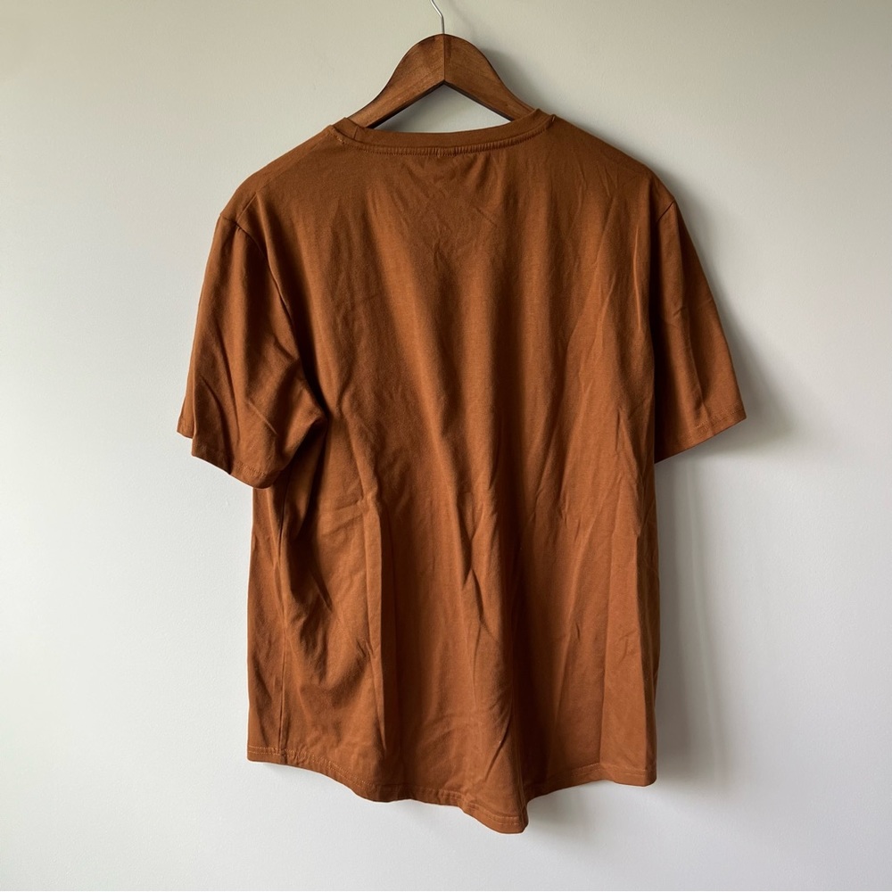 Basic Tee - Picture 4 of 4